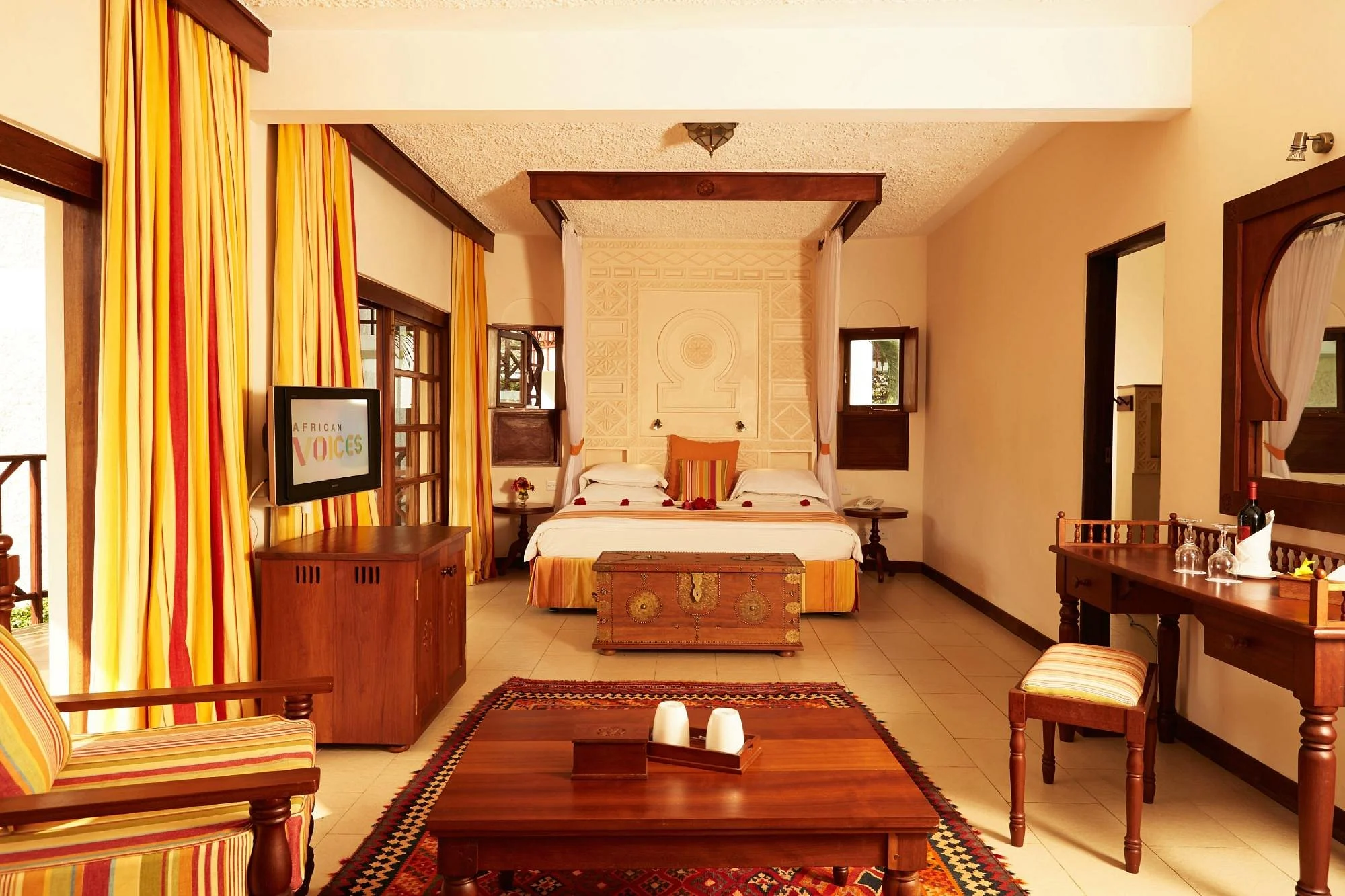 Neptune Village Beach Resort & Spa photo 2